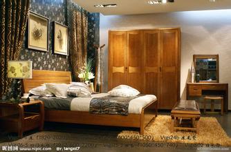 家具，辦公用具與雜貨