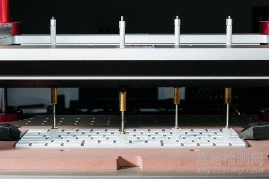 探秘蘋果公司iMac檢測(cè)實(shí)驗(yàn)室