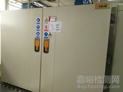 無熱斑光伏組件和傳統(tǒng)光伏組件熱斑溫度對比