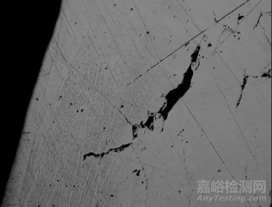 球窩工件感應淬火裂紋原因分析