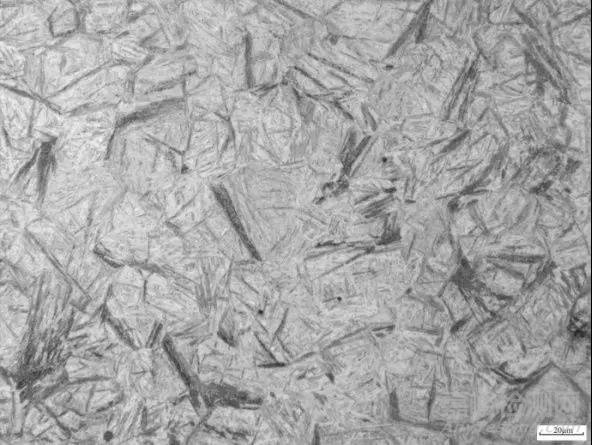 扭力臂銷出現(xiàn)了縱向開裂問題