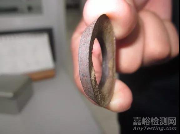 特殊結(jié)構(gòu)銷軸熱處理和裂紋處理的方法