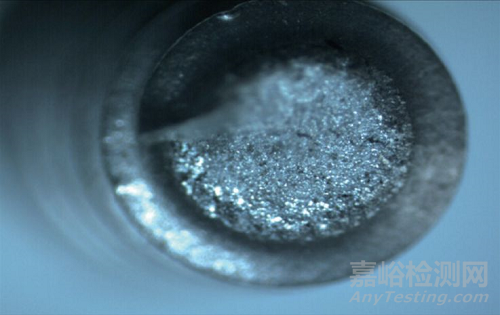 不銹鋼螺釘斷裂失效分析