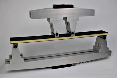 夾心復(fù)合材料的彎曲性能測試方法