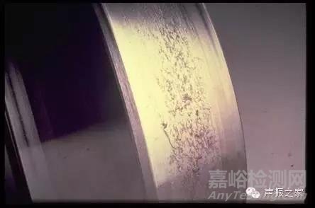 SKF軸承失效分析：失效形式、特征及可能原因