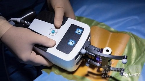 Fusion Robotics：簡單小巧、經(jīng)濟的脊柱外科機器人