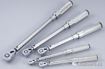 振動(dòng)試驗(yàn)中的螺釘固定問(wèn)題