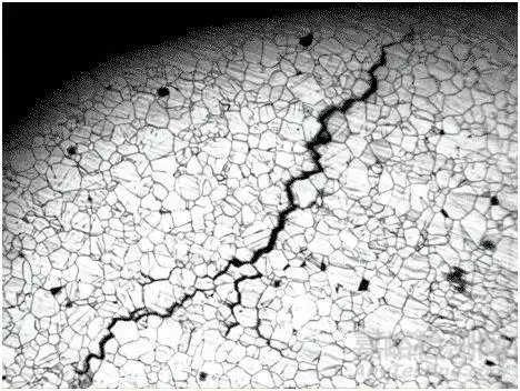 區(qū)分鍛造裂紋、熱處理裂紋、原材料裂紋的方法