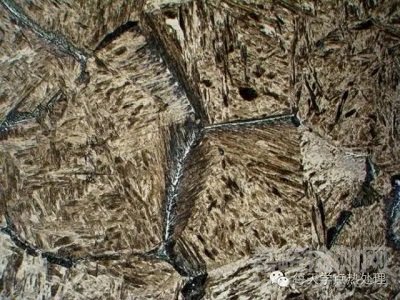 魏氏體與上貝氏體的判別