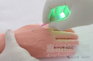 【創(chuàng)新醫(yī)械】Cannulight :將靜脈穿刺成功率提高60%的LED燈