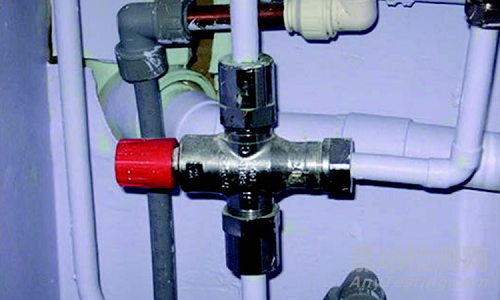 水系統(tǒng)中的微生物問題