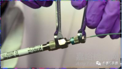 液相和液質(zhì)系統(tǒng)中的管路和接頭