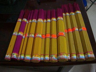 佛香，宗教禮儀香，燃香